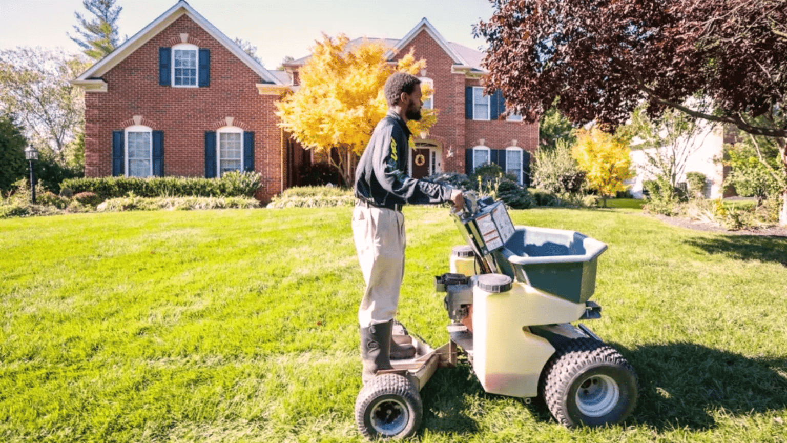 Herbicides Made Easy: How Weed Killers Work - Randy Lemmon - Replacing Harmful Weed Killers Lawn