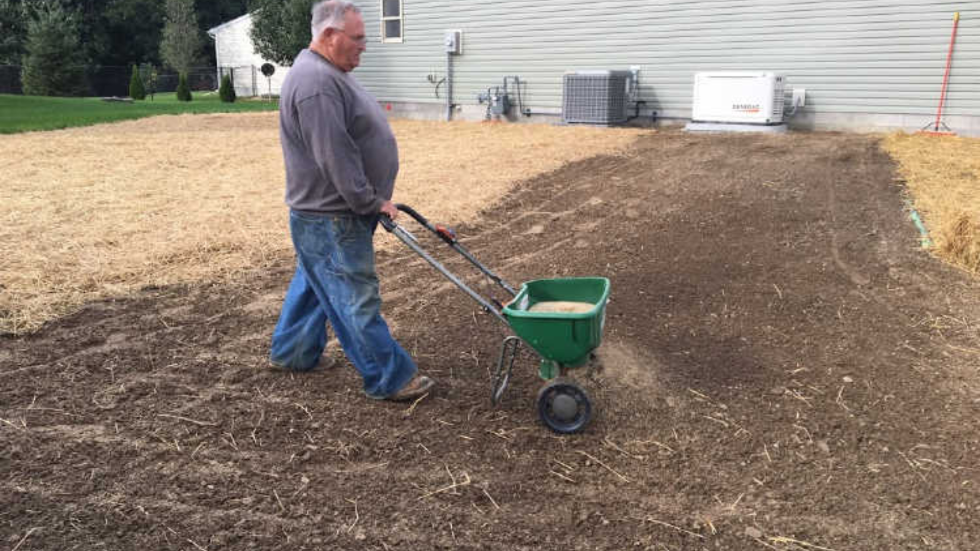 Prepare-Your-Lawn-Before-Sprinkling-Grass-Seed