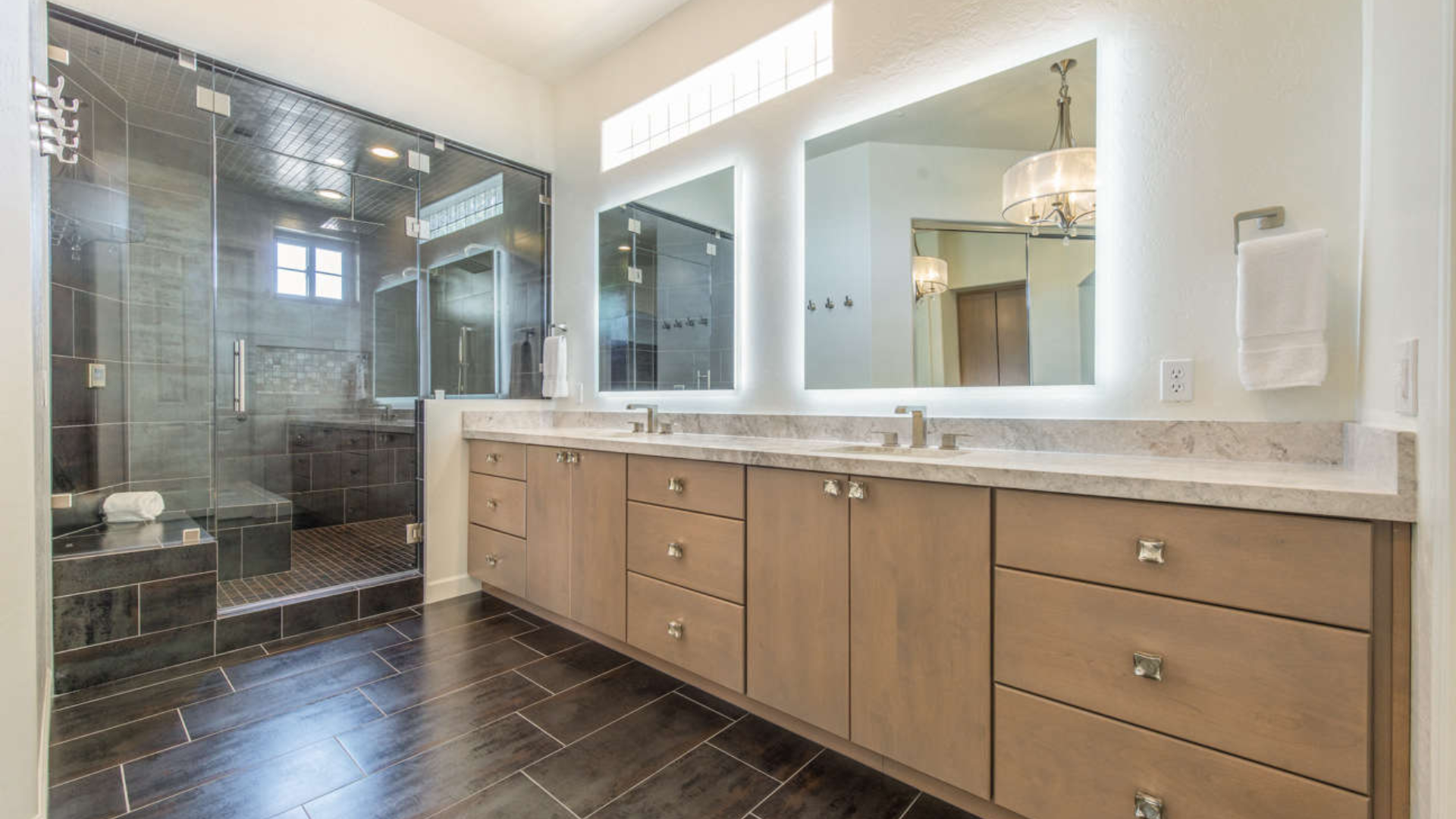 Steam or Sauna Feature