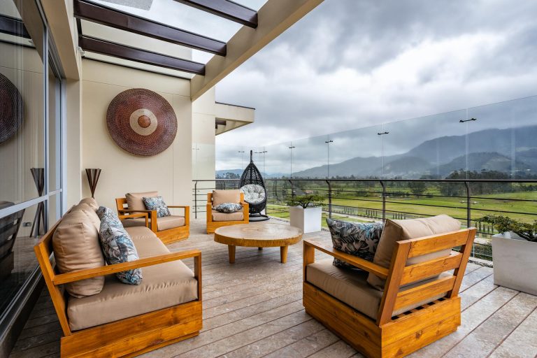 How to Create a Luxurious Balcony Deck on a Budget