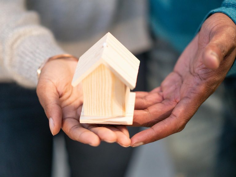 What to Expect When Selling Home to a Cash Buyer in Tampa