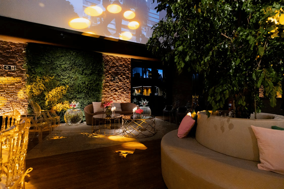 How to Plan Patio Lighting for Gulf Coast Evenings