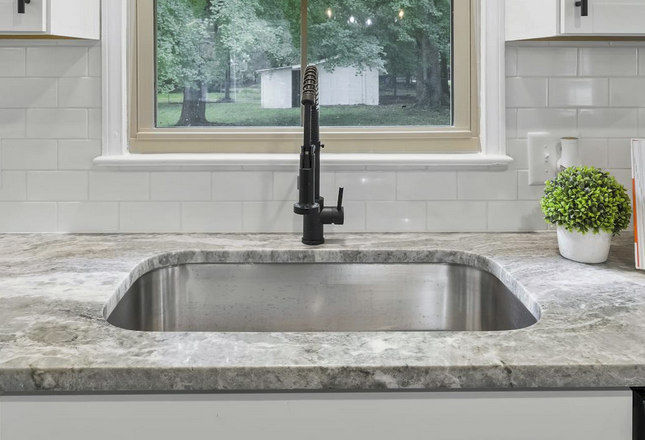Sleek Undermount Sinks