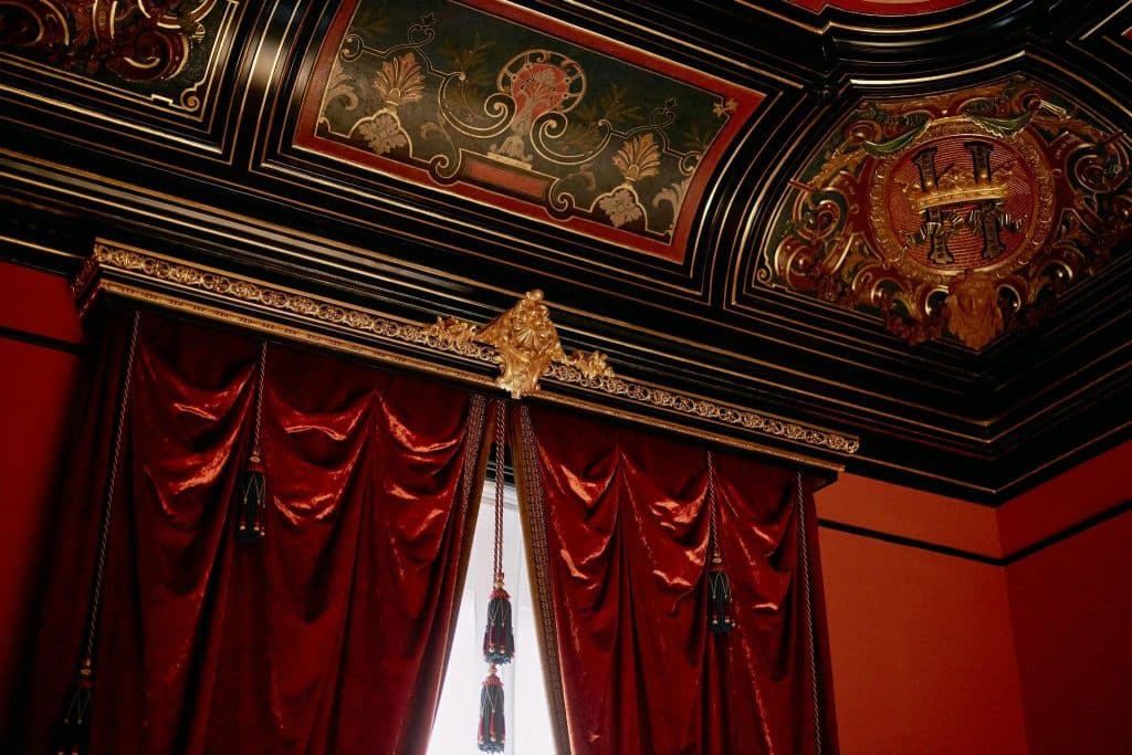 Creative Ways to Bring Old-World Elegance Above
