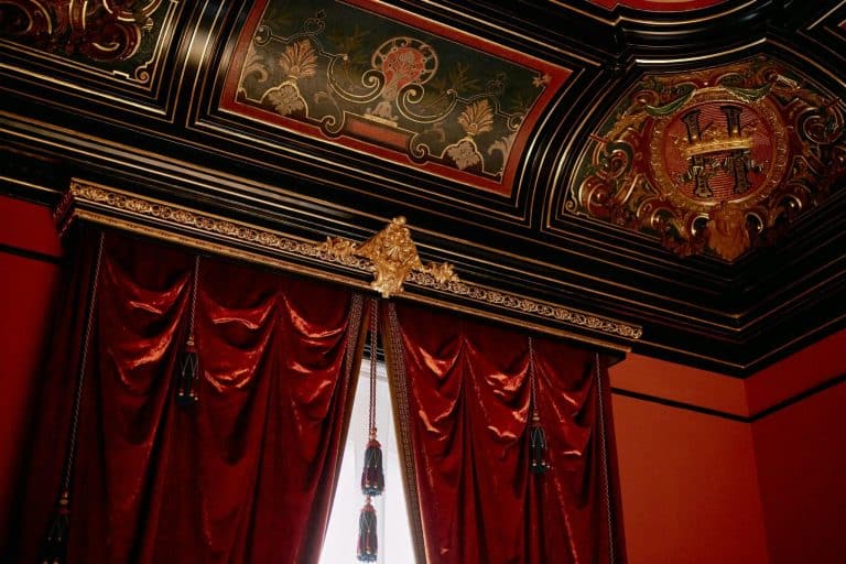 Creative Ways to Bring Old-World Elegance Above
