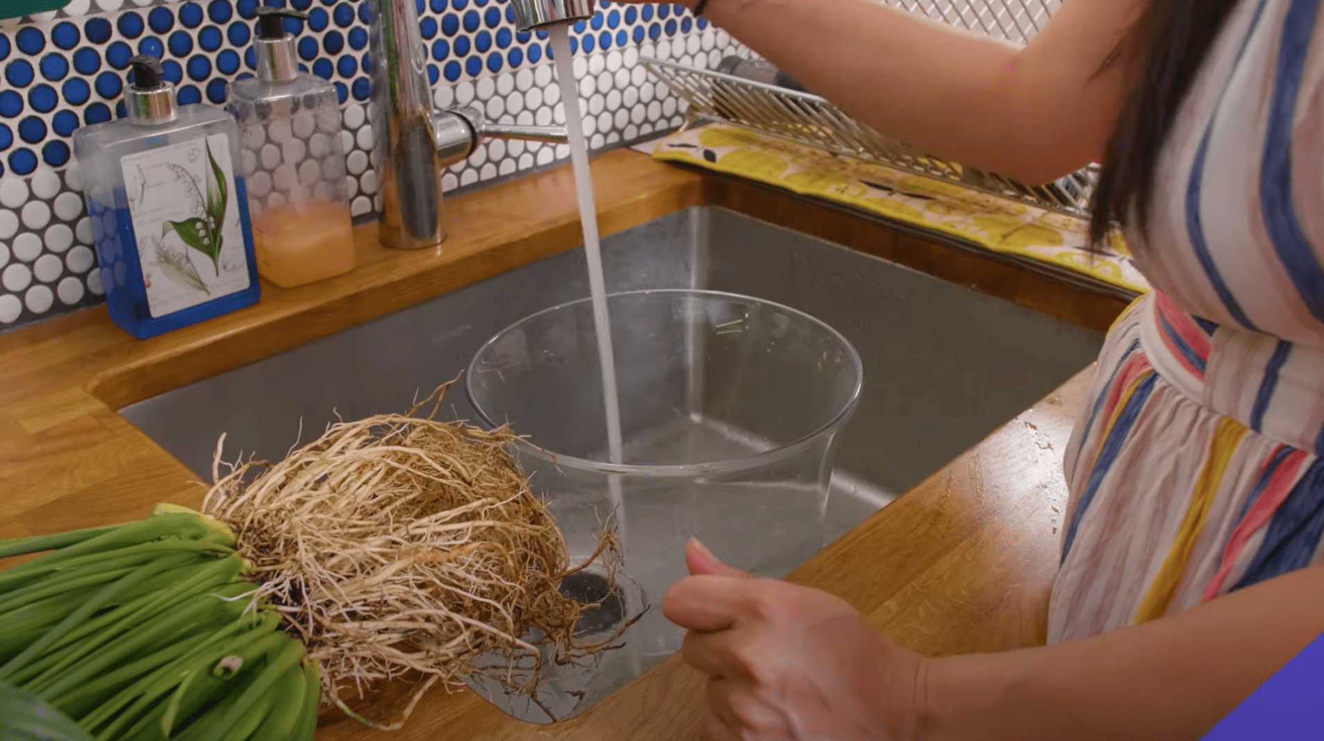 step 2 choose a suitable vase