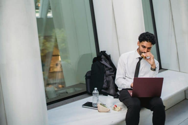 Smart Health & Wellness Tips for Busy Professionals