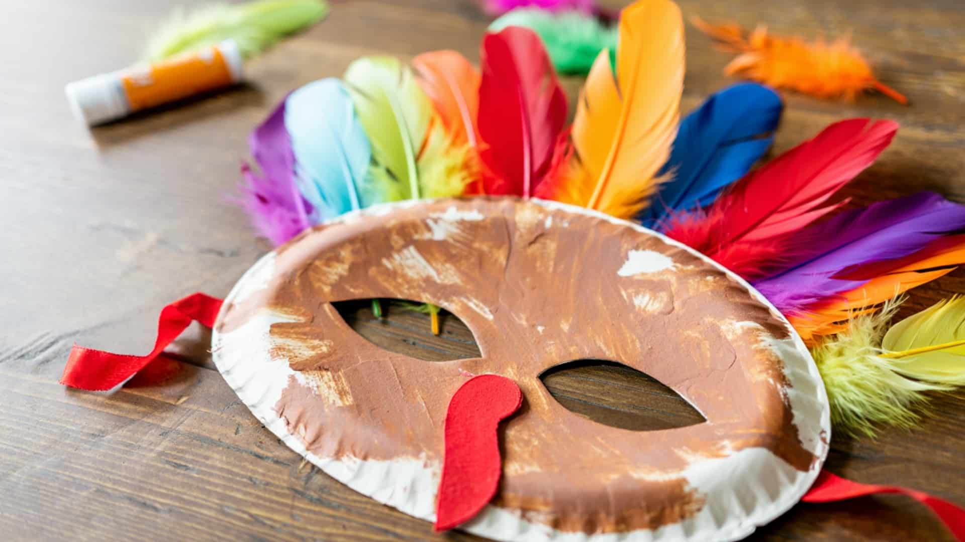 paper plate turkey mask