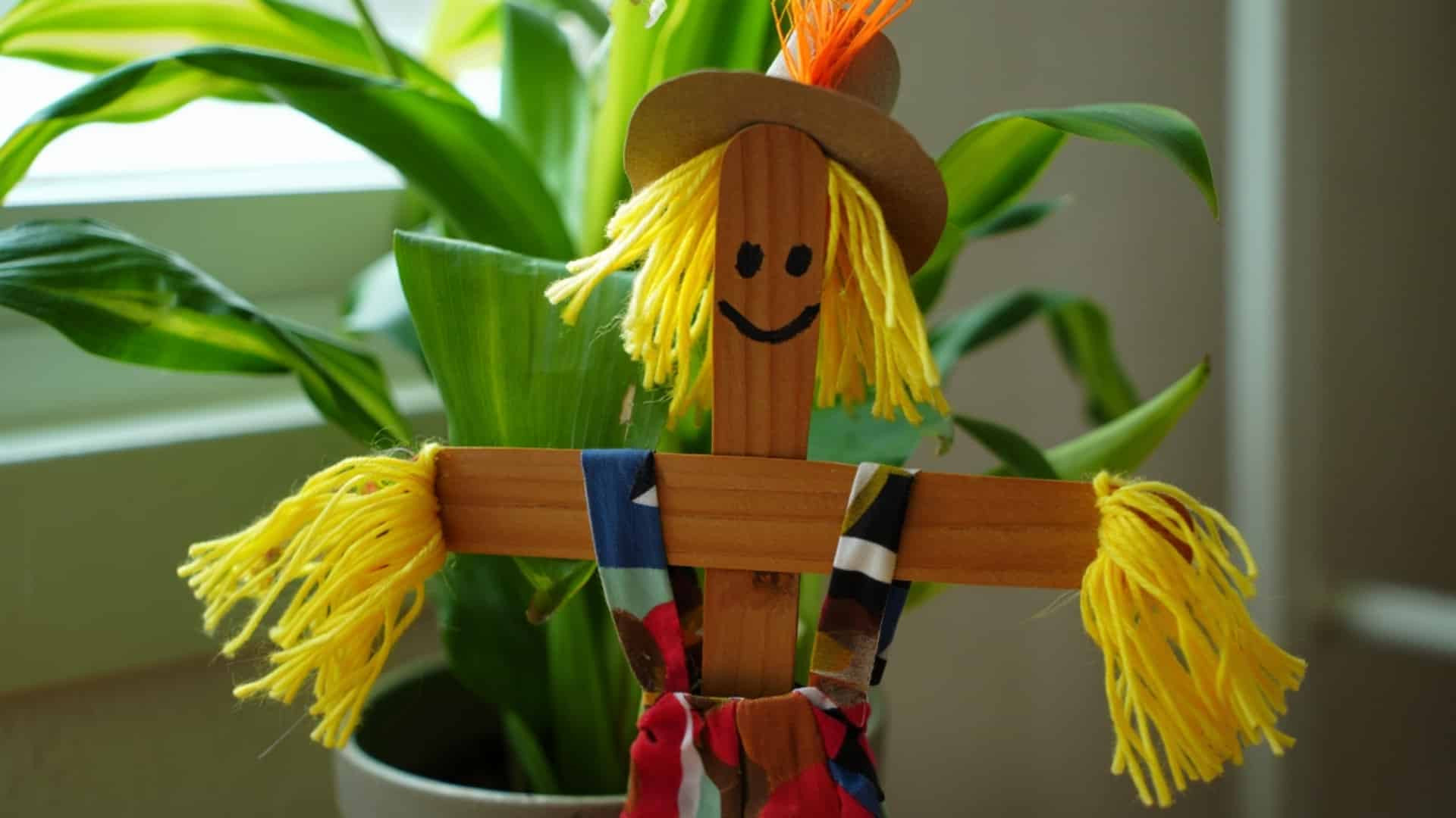 popsicle stick scarecrow