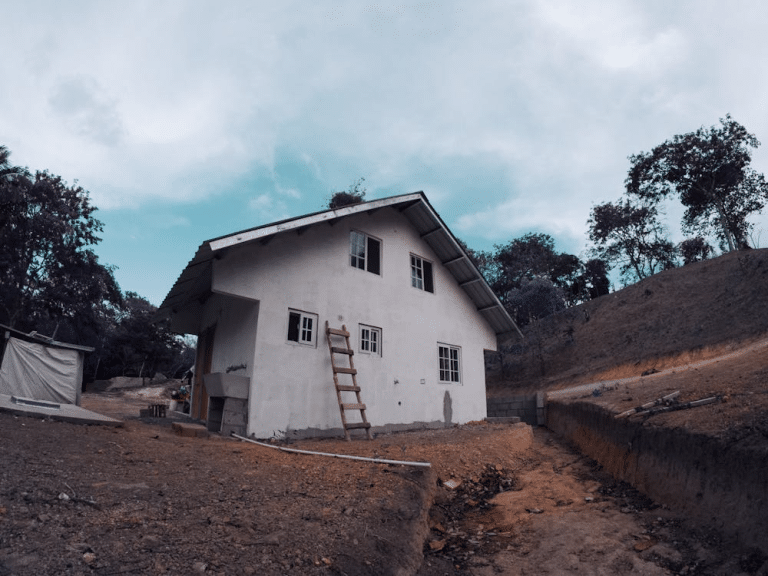 Advanced Foundation Leveling: Using Slotted Shims for Lasting Home Stability