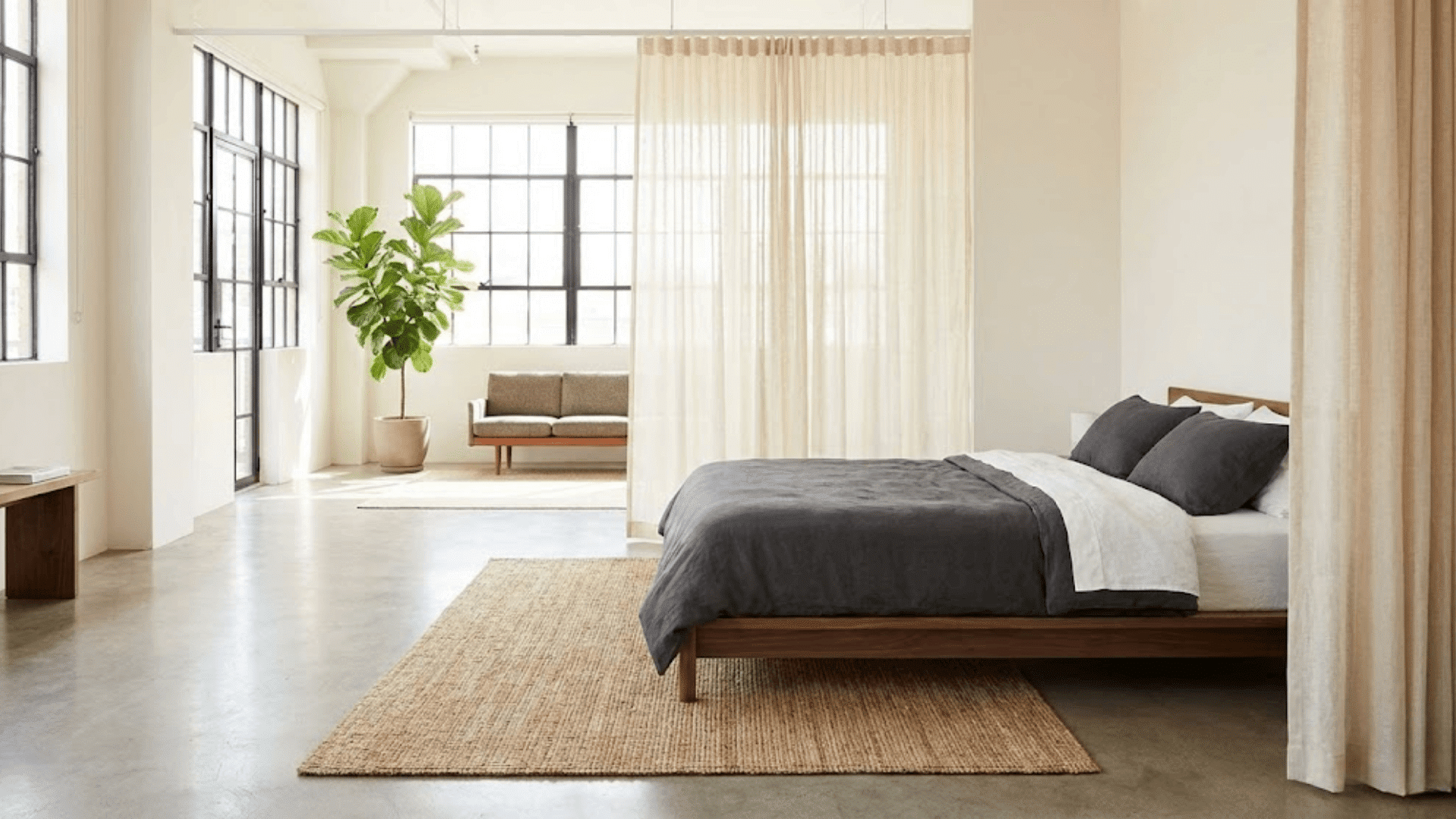 studio style small bedroom layout