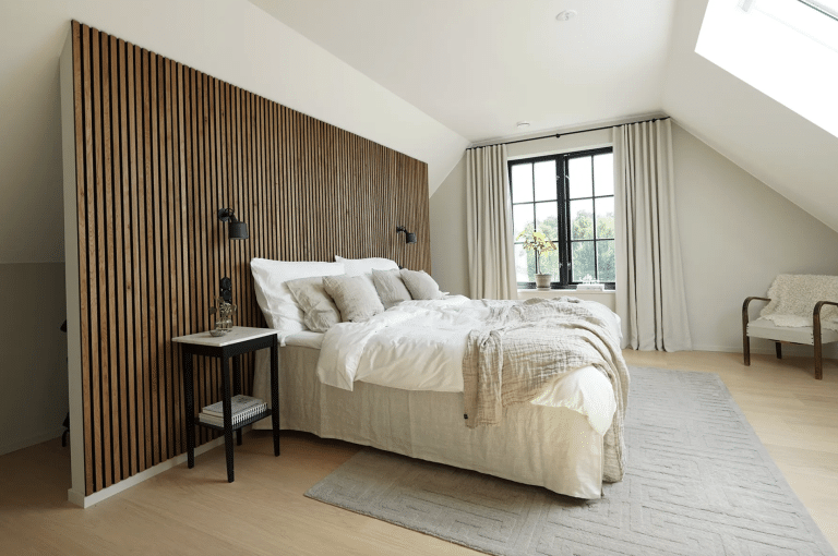 How a Wooden Slat Wall Transforms Both Rooms and Routines