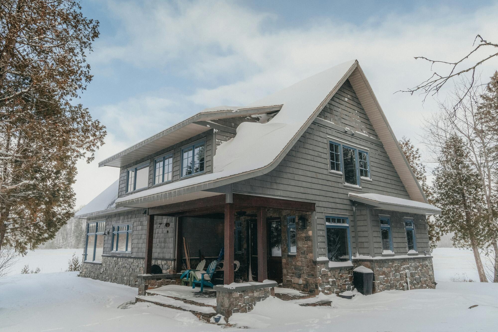 vinyl siding contractor in Milford