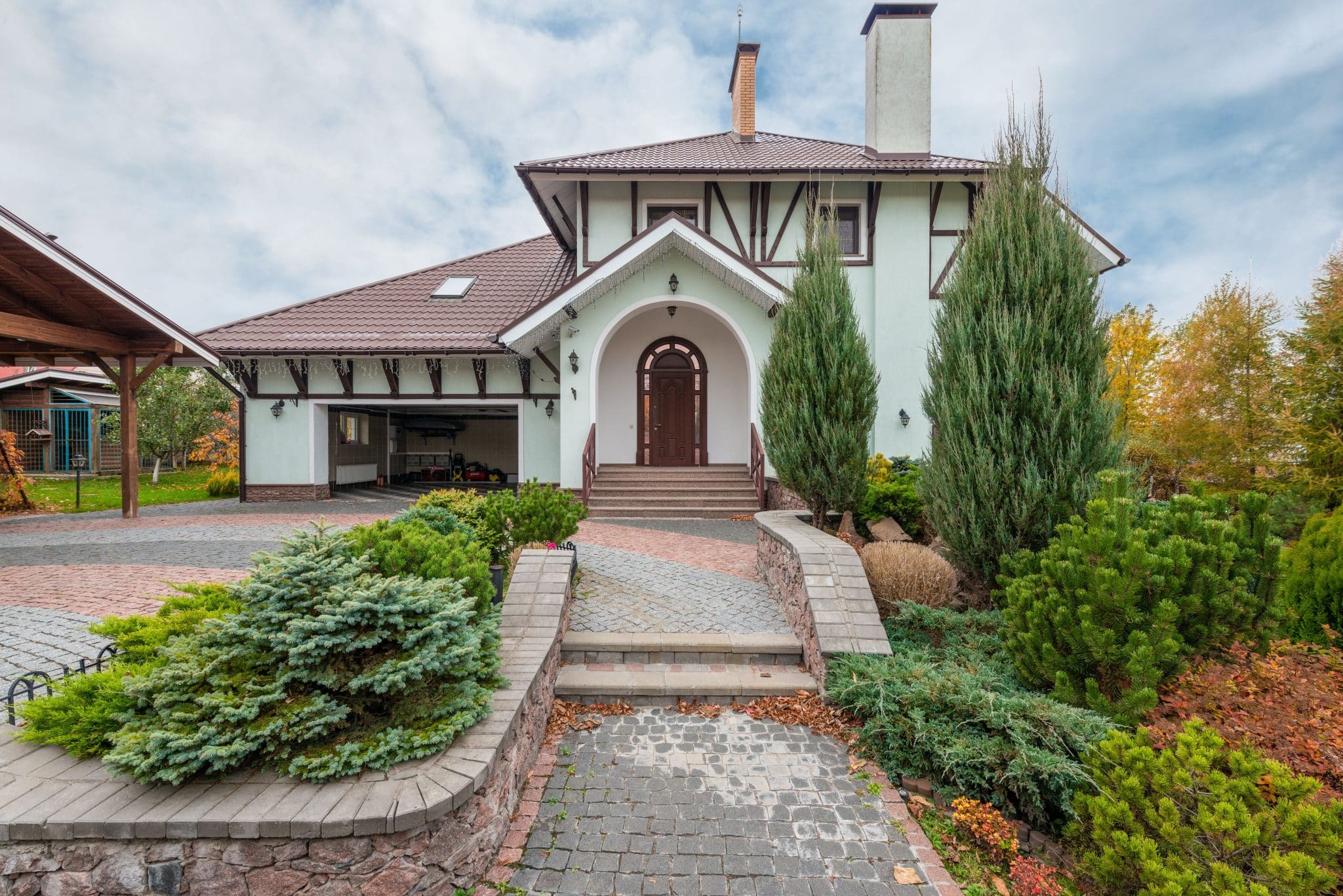 How to Resurface or Seal Your Driveway: A Step-by-Step Guide for Homeowners