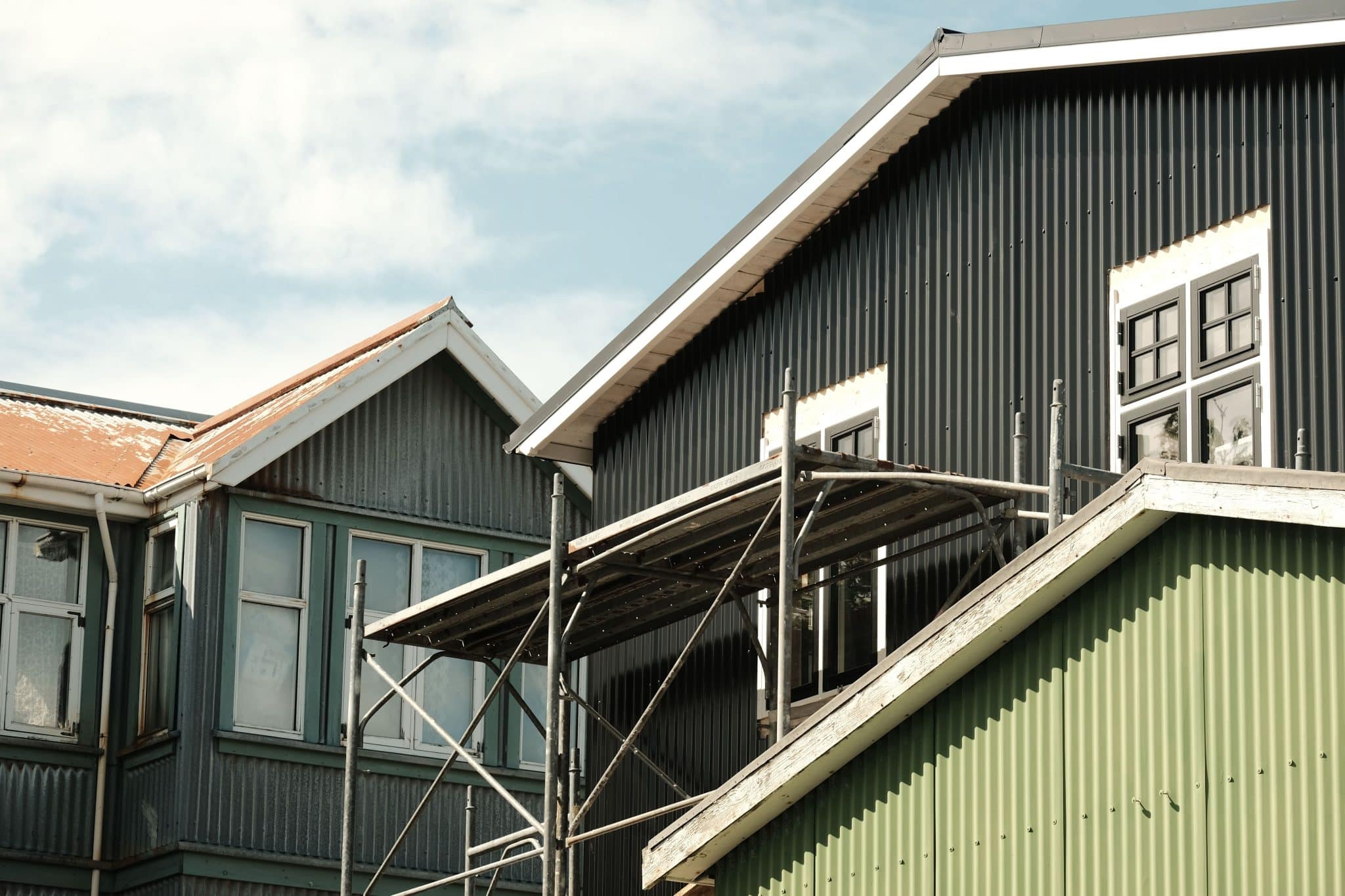 How to Choose the Right Siding Material for Your Home